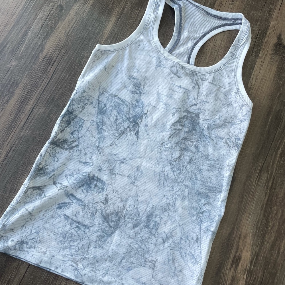 NWOT Lululemon Swiftly Tech Racerback - Picture 3 of 8